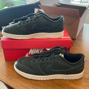 New in box Nike Dunk Low Retro